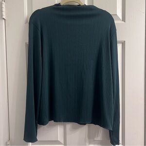 Worthington Ribbed Long Sleeve Top – Deep Green -Size XL
